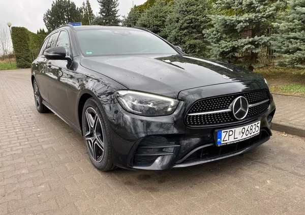 samochody osobowe Mercedes-Benz Klasa E cena 139989 przebieg: 196000, rok produkcji 2020 z Szczecin